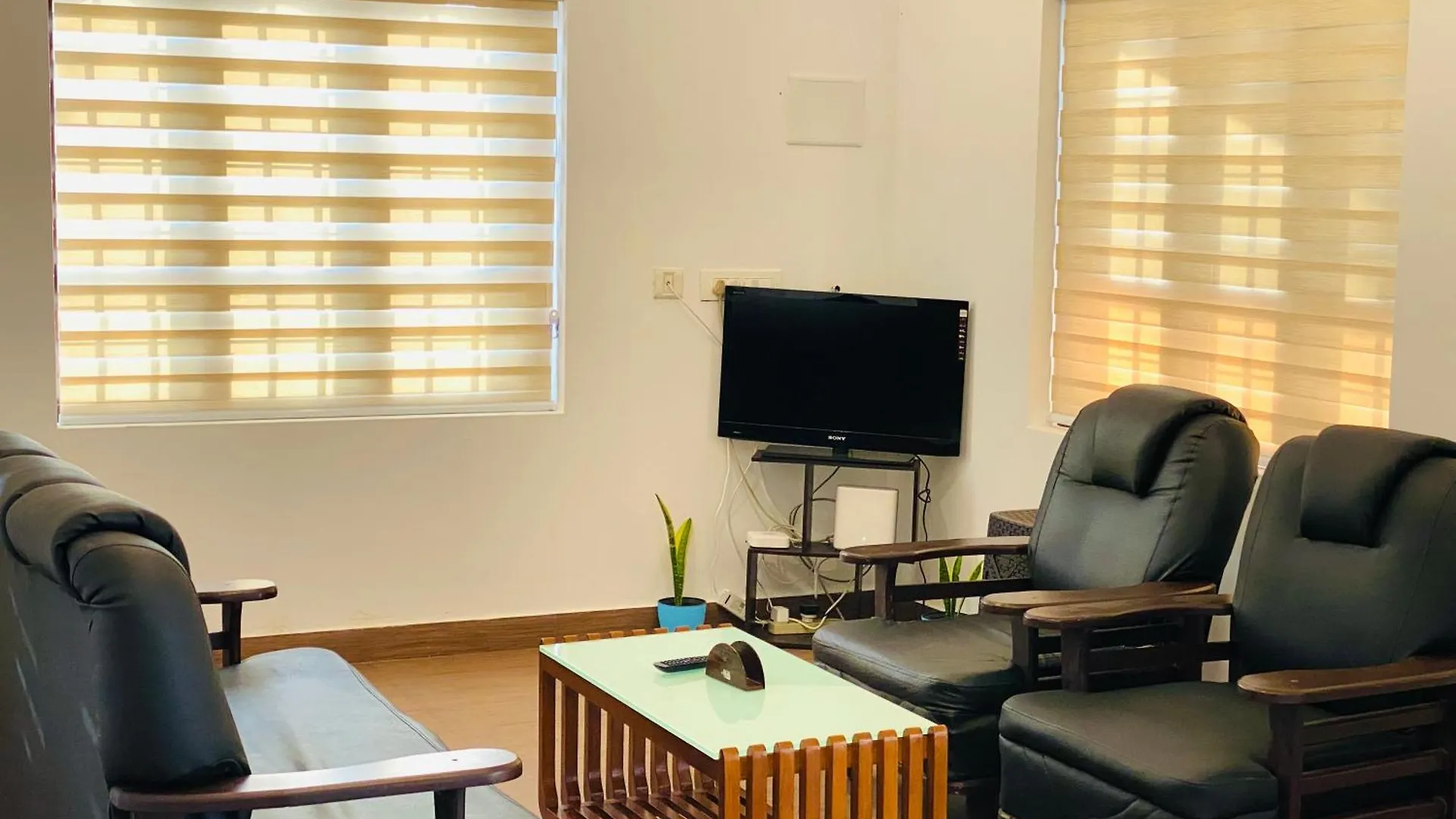Captain'S Cove Home Stay Sultan Bathery Villa